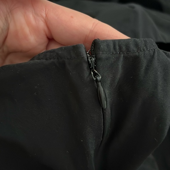 Club Monaco Elegant Top - Picture 11 of 12